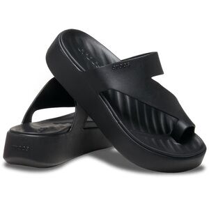 crocs getaway platform toe loop